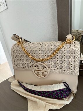 Tory Burch Cream Woven Leather Shoulder Bag with Gold Chain